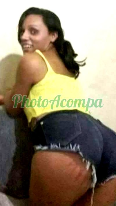 Gabriella, travesti na Barra do Ceará (Fortaleza)