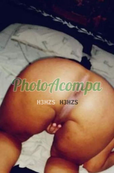 Julia Rodrigues, transex em Jacarepaguá (RJ)