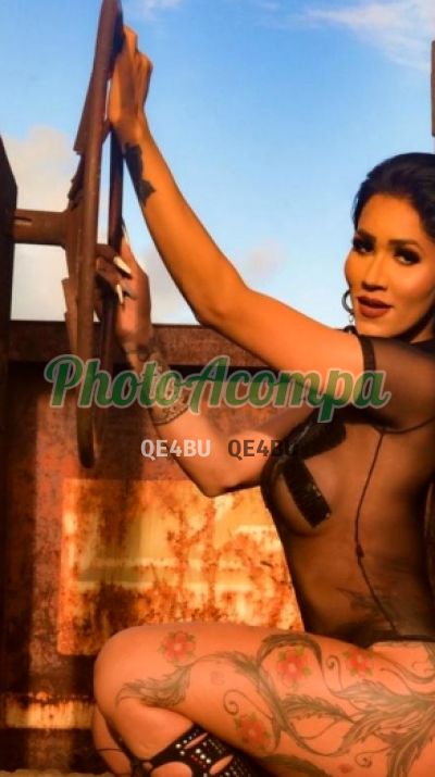 Lais, travesti na Pituba (Salvador)