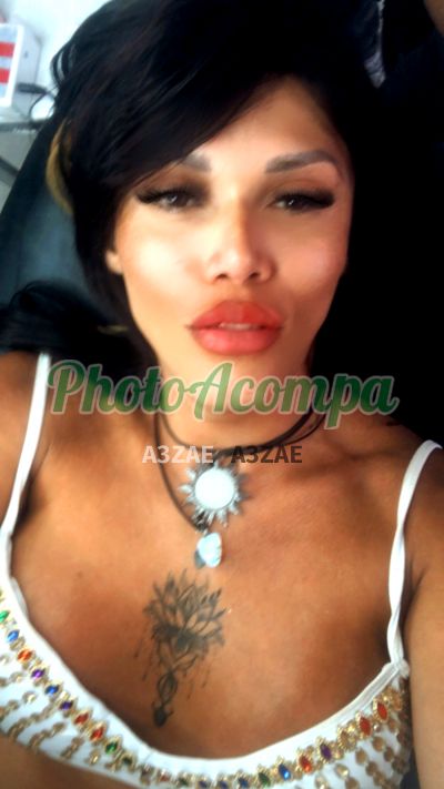 Emanuelly Mártins (41) 99560-8270, travesti no Centro (Curitiba)