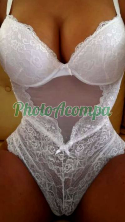 Juju Lima, escort no Guarujá