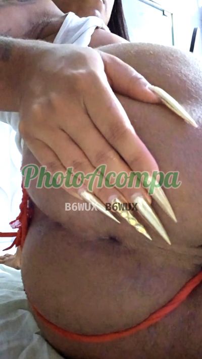 Hilary (81) 98553-6637, travesti em Boa Viagem (Recife)