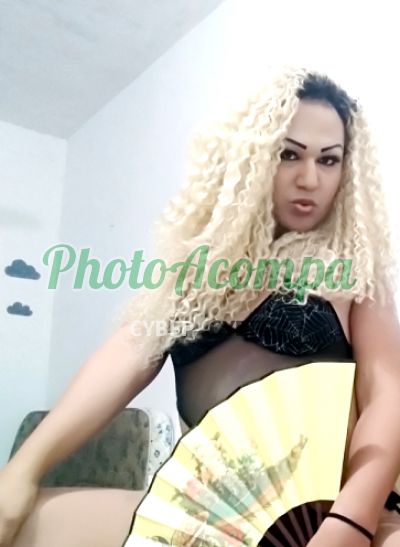 Veronika Campbell, transex em São Vicente