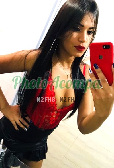 Carol, garota de programa em Copacabana (RJ)