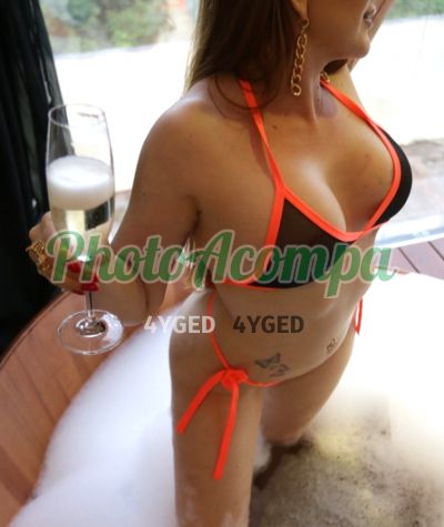 Anna Ruiva, escort em Copacabana (RJ)