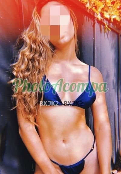 Julia Alencar, escort em Cascavel
