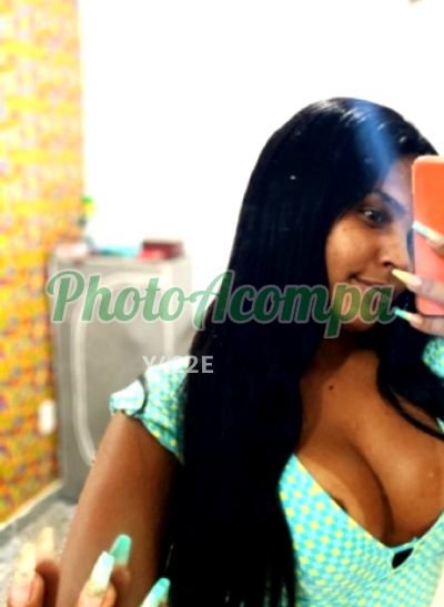 Júlia Jambo, trans em Jacarepaguá (RJ)