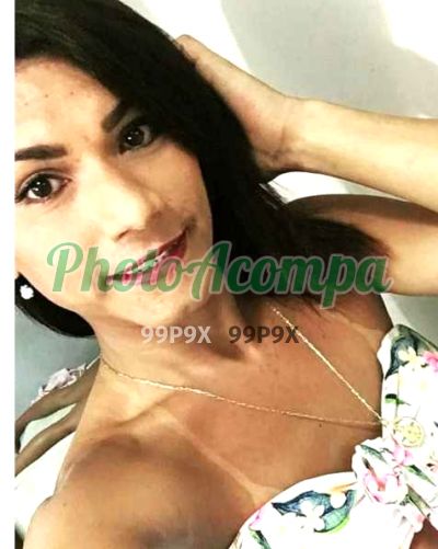 Bruna Torres, transex na Liberdade (SP)