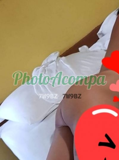 Estela, garota de programa em Goiânia