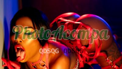 Bombom Dominadora, travesti em São Paulo