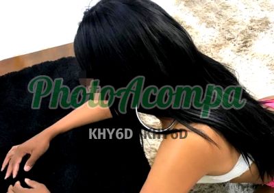 Flávia, escort em Curitiba
