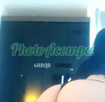 Júlia, acompanhante em Fortaleza
