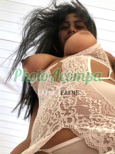 Carol Vilas Boas, escort em São José dos Campos