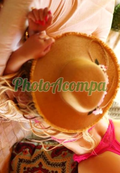 Ana Julia, escort em Águas Claras