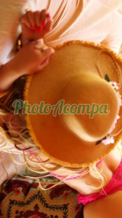 Ana Julia, escort em Águas Claras