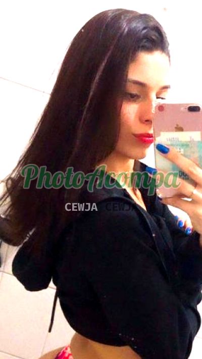 Rebeca, travesti em São Vicente