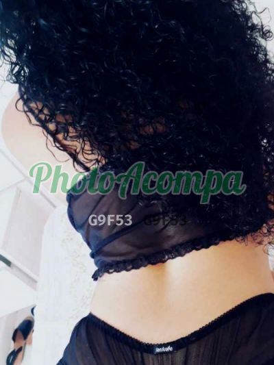 Gabriela Villar, garota de programa em Armação (Salvador)