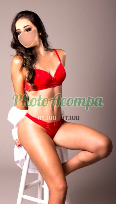 Brenda Costa, garota de programa em Salvador