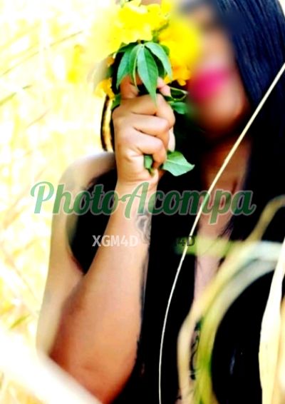 India, acompanhante em Caraguatatuba
