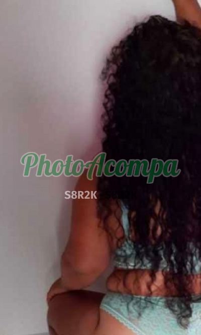 Bya, escort em Florianópolis