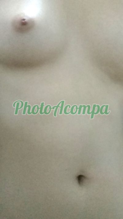 Júlia, Acompanhante em Samambaia