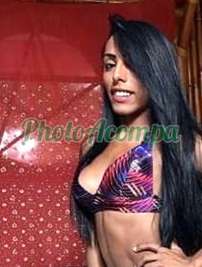 Fernanda, travesti em Santana (SP)