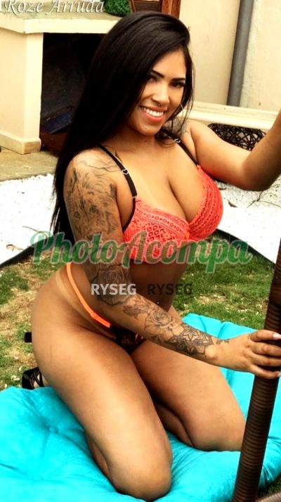 Paola Hot, Garota de programa em Curitiba