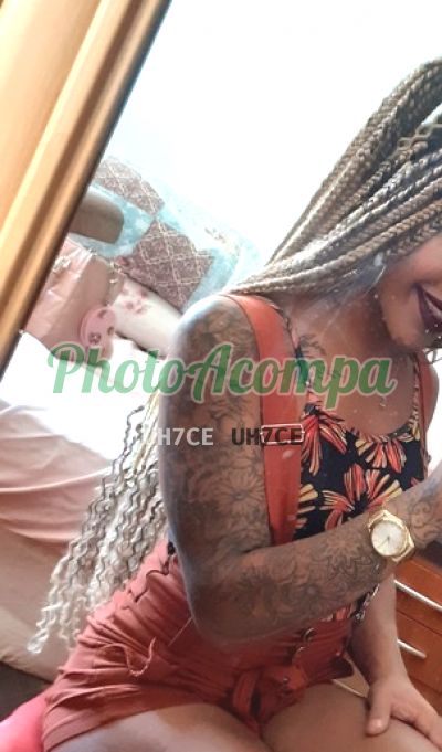 Daffiny Ruz, Travesti em Londrina