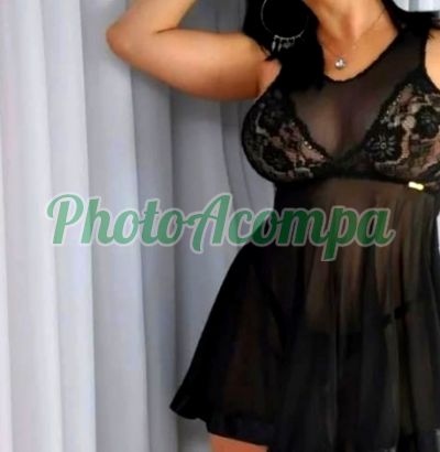 Cléo, garota de programa em Niterói