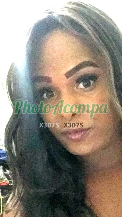 Myrella, transex na Zona Norte (RJ)