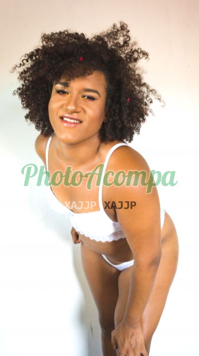 Samanta, travesti em Recife