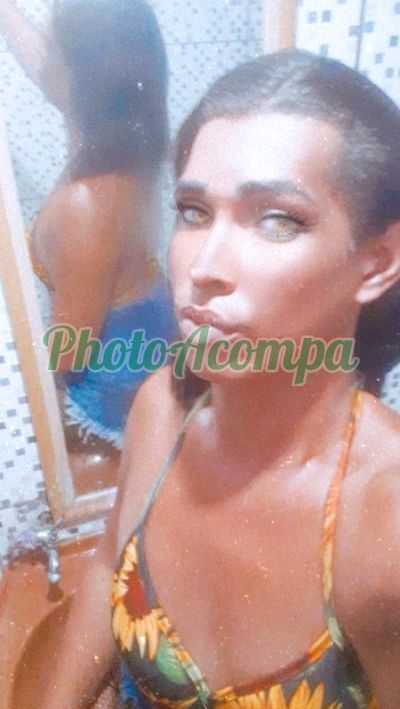 Danny, travesti em Peruíbe