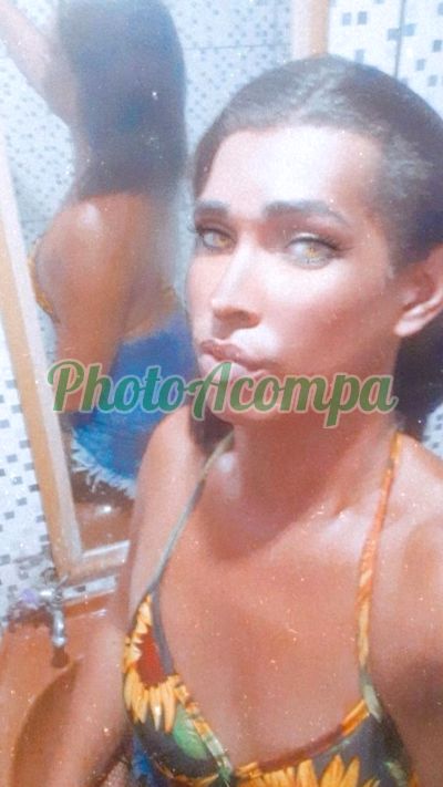 Danny, travesti em Peruíbe