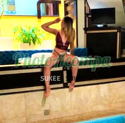 Ariela, garota de programa em Curitiba