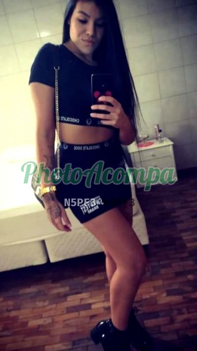 Barbara Souza, acompanhante em Santos
