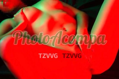 Vivi, acompanhante em Contagem