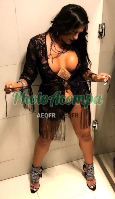 Gabrielle, travesti em Assis