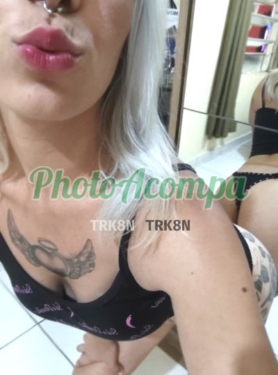 Lolla Dinniz, escort em Carapicuíba