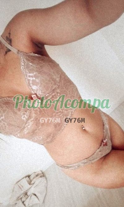 Renatinha, garota de programa em Curitiba