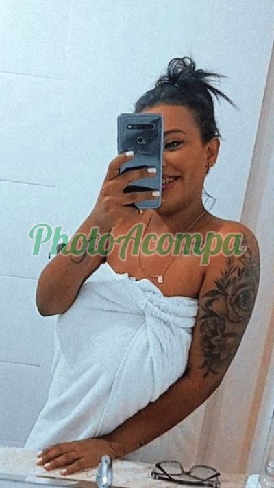 Aryela, garota de programa em Tijucas