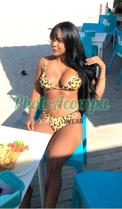 Lívia Marini, escort no Guarujá