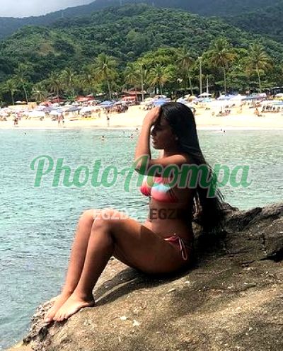Carolzinha, garota de programa em Copacabana (RJ)