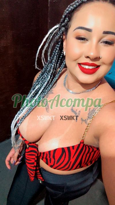 Monique cavalona (11) 94350-2956, acompanhante em Marília