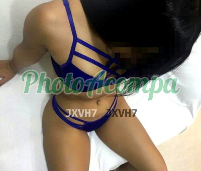 Alana, acompanhante em Toledo