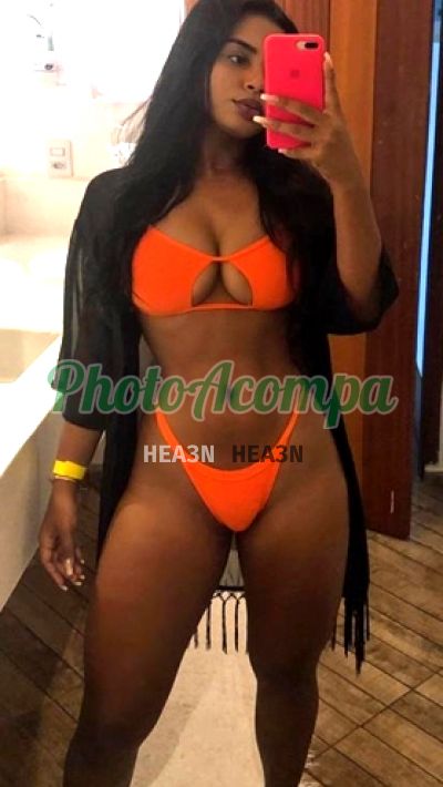 Mirella, escort na Barra da Tijuca (RJ)