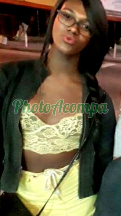 Karyn Monique, travesti no Rio de Janeiro