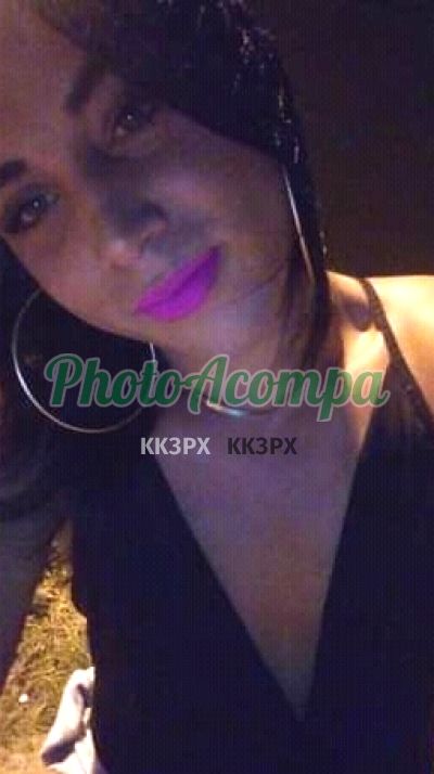 Dhenyfer, transex no Recreio dos Bandeirantes (RJ)