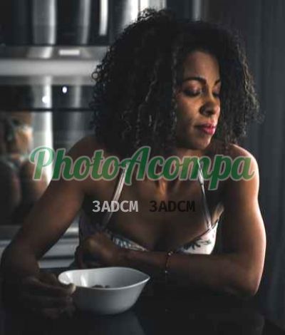 Prem Nyara, garota de programa em Americana