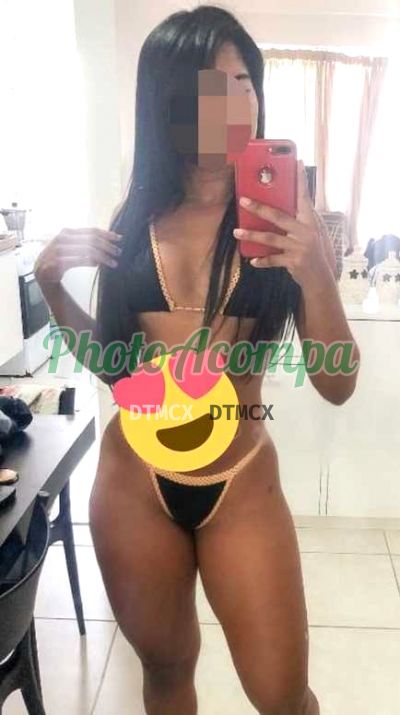 Paola Reis, garota de programa no Recreio dos Bandeirantes (RJ)