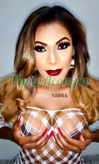 Mirela, transex em São Paulo
